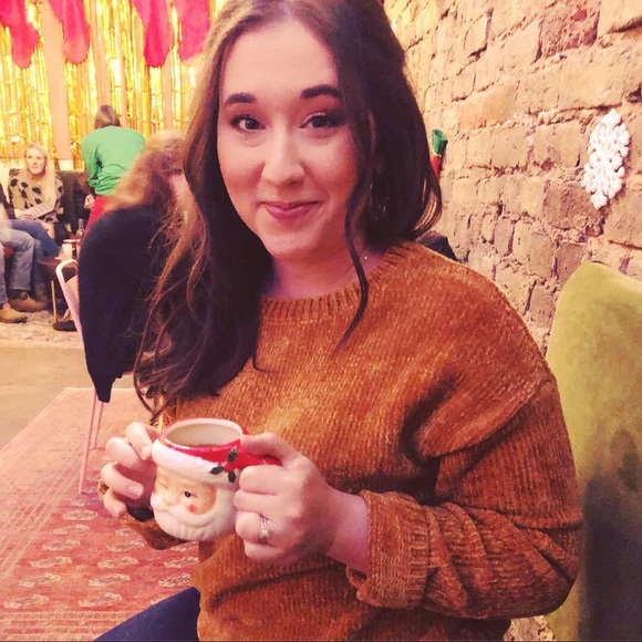 Meet your Posher, Aubra - Picture 1 of 1